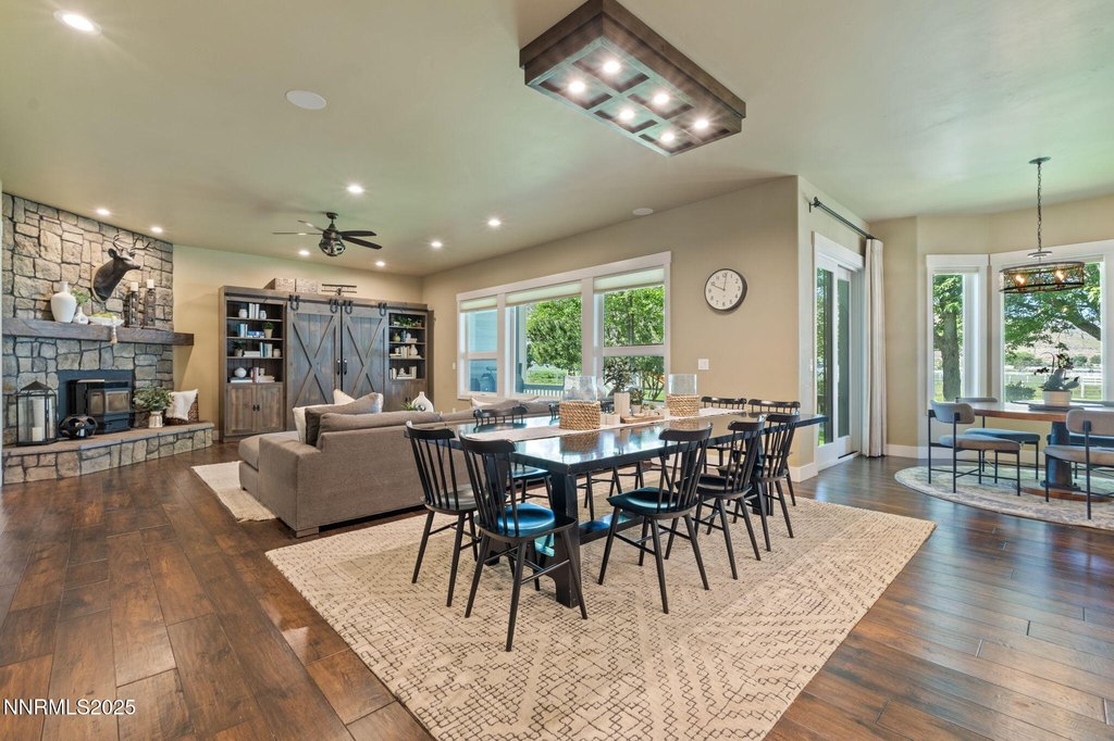 Reno, Nevada, 89521, United States, 6 Bedrooms Bedrooms, ,6.5 BathroomsBathrooms,Residential,Forsale,1936724