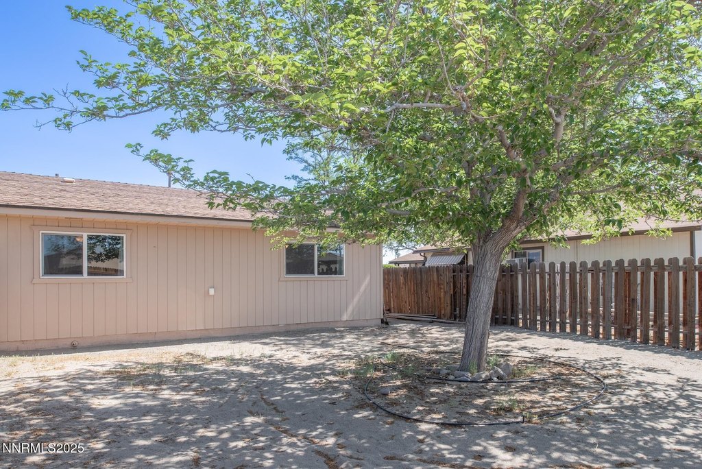 Fernley, Nevada, 89408, United States, 4 Bedrooms Bedrooms, ,2 BathroomsBathrooms,Residential,Forsale,1910308