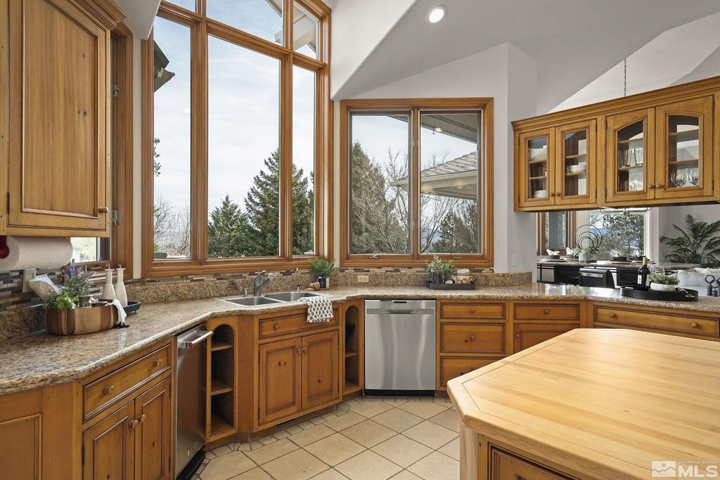 Reno, Nevada, 89511, United States, 5 Bedrooms Bedrooms, ,7.5 BathroomsBathrooms,Residential,Forsale,1910312