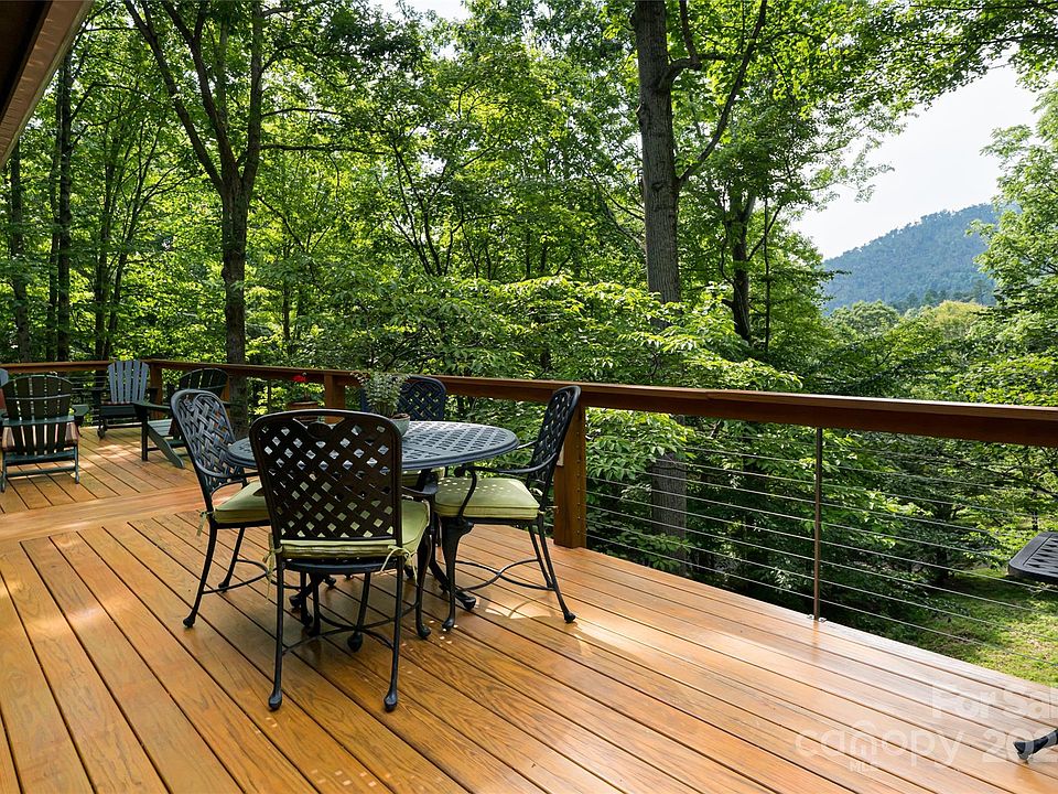 Asheville, North Carolina, 28804, United States, 3 Bedrooms Bedrooms, ,3 BathroomsBathrooms,Residential,Forsale,1904907