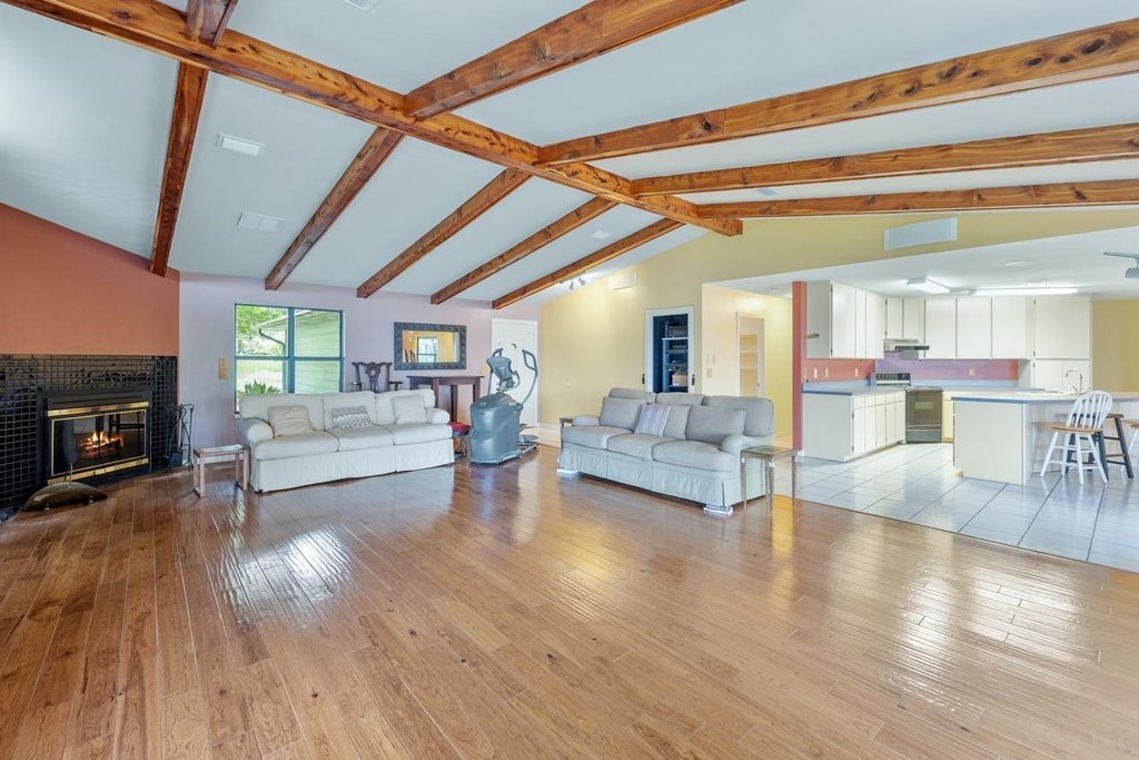 Tallahassee, Florida, 32310, United States, 3 Bedrooms Bedrooms, ,2 BathroomsBathrooms,Residential,Forsale,1919227