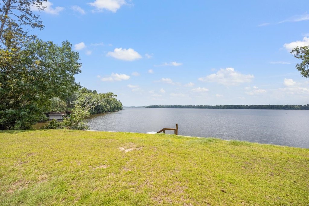 Tallahassee, Florida, 32310, United States, 3 Bedrooms Bedrooms, ,2 BathroomsBathrooms,Residential,Forsale,1919227