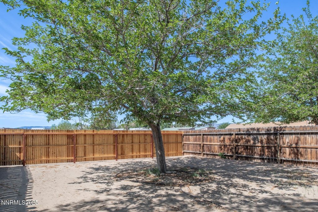 Fernley, Nevada, 89408, United States, 4 Bedrooms Bedrooms, ,2 BathroomsBathrooms,Residential,Forsale,1910308