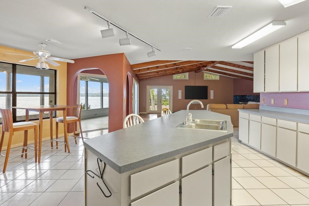 Tallahassee, Florida, 32310, United States, 3 Bedrooms Bedrooms, ,2 BathroomsBathrooms,Residential,Forsale,1919227