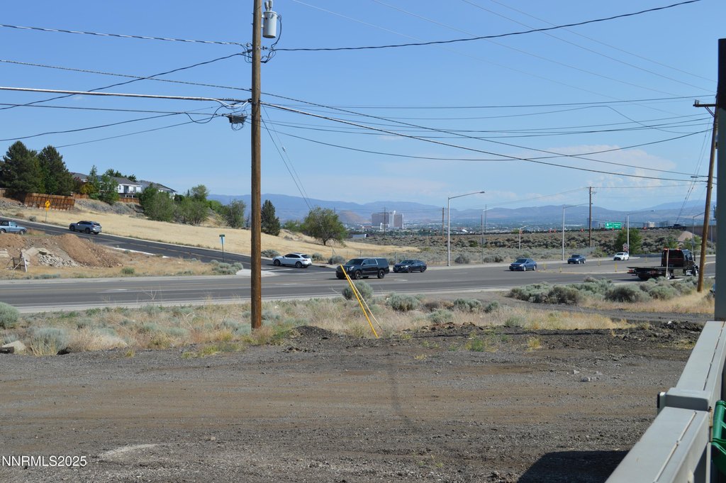 Reno, Nevada, 89512, United States, ,2 BathroomsBathrooms,Residential,Forsale,1997944