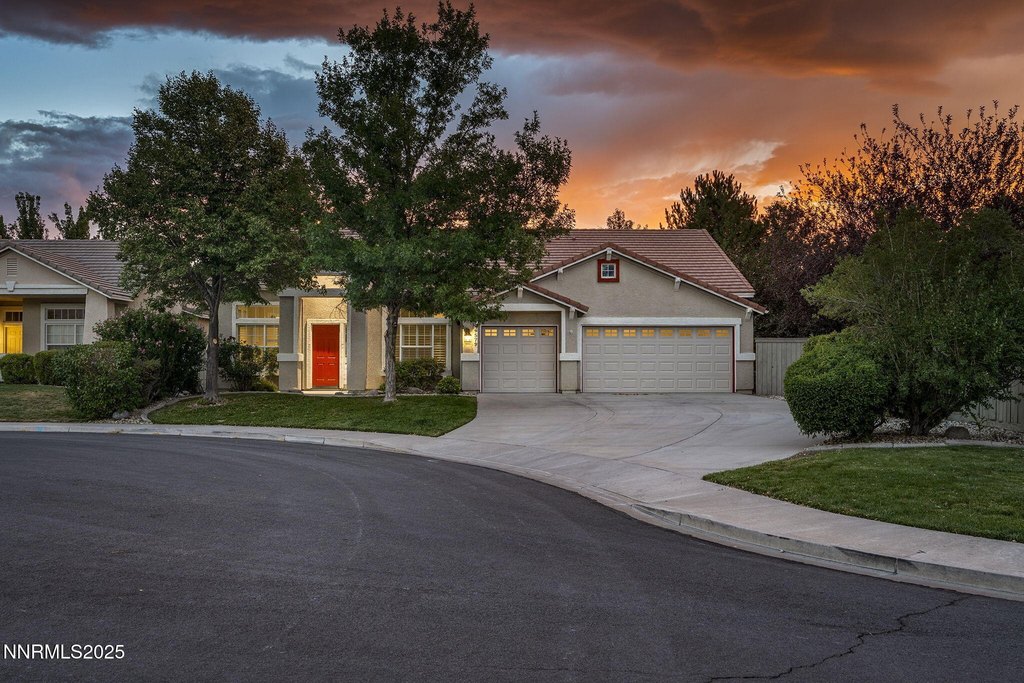 Reno, Nevada, 89521, United States, 4 Bedrooms Bedrooms, ,2 BathroomsBathrooms,Residential,Forsale,1910326