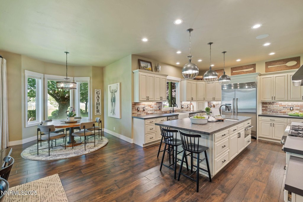 Reno, Nevada, 89521, United States, 6 Bedrooms Bedrooms, ,6.5 BathroomsBathrooms,Residential,Forsale,1936724