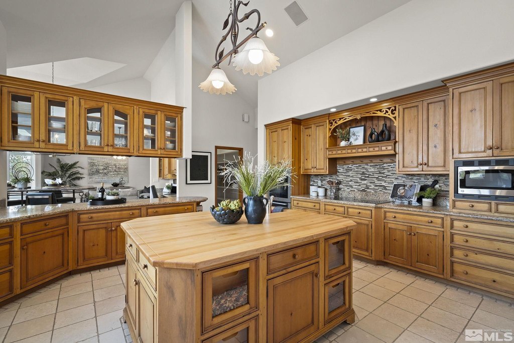 Reno, Nevada, 89511, United States, 5 Bedrooms Bedrooms, ,7.5 BathroomsBathrooms,Residential,Forsale,1910312