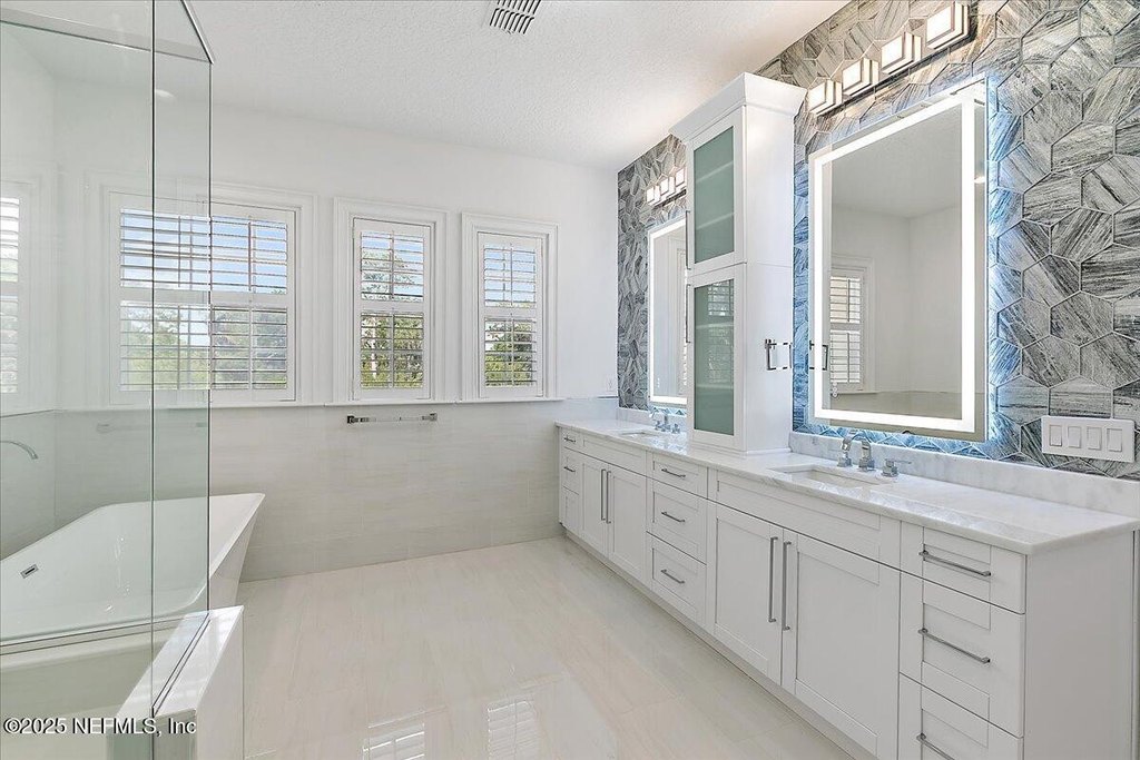 Jacksonville, Florida, 32225, United States, 3 Bedrooms Bedrooms, ,2.5 BathroomsBathrooms,Residential,Forsale,1959684