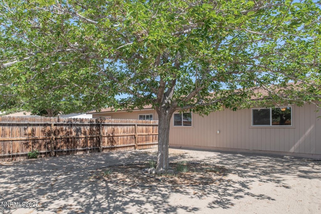 Fernley, Nevada, 89408, United States, 4 Bedrooms Bedrooms, ,2 BathroomsBathrooms,Residential,Forsale,1910308