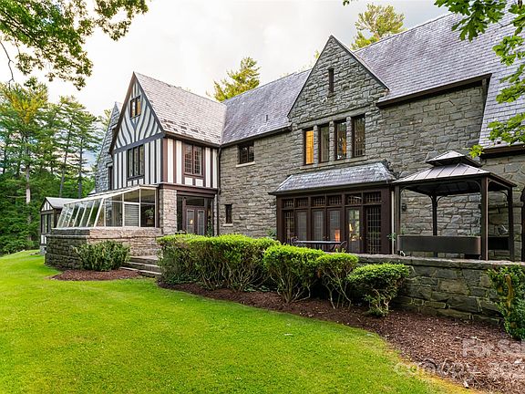 Asheville, North Carolina, 28803, United States, 8 Bedrooms Bedrooms, ,6 BathroomsBathrooms,Residential,Forsale,1904910