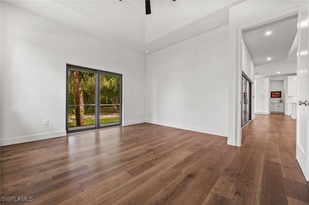 Fort Myers, Florida, 33905, United States, 3 Bedrooms Bedrooms, ,3 BathroomsBathrooms,Residential,Forsale,1971915