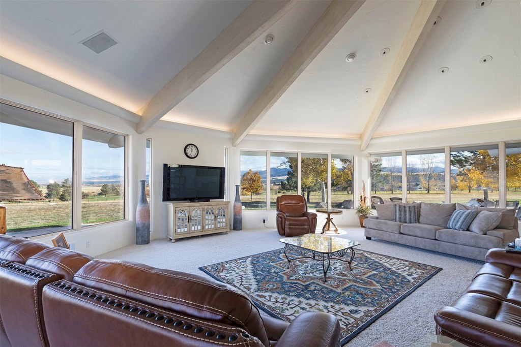 Hamilton, Montana, 59840, United States, 5 Bedrooms Bedrooms, ,5.5 BathroomsBathrooms,Residential,Forsale,1941175