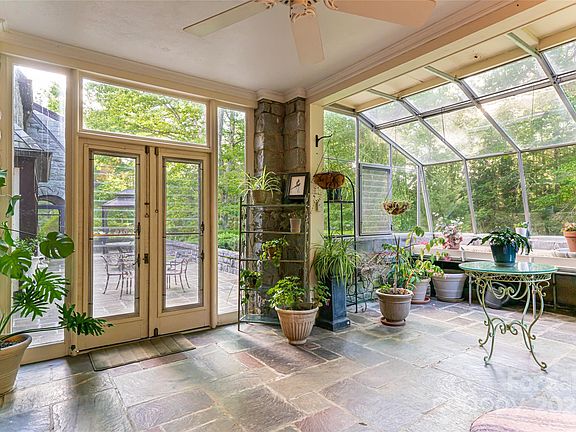 Asheville, North Carolina, 28803, United States, 8 Bedrooms Bedrooms, ,6 BathroomsBathrooms,Residential,Forsale,1904910