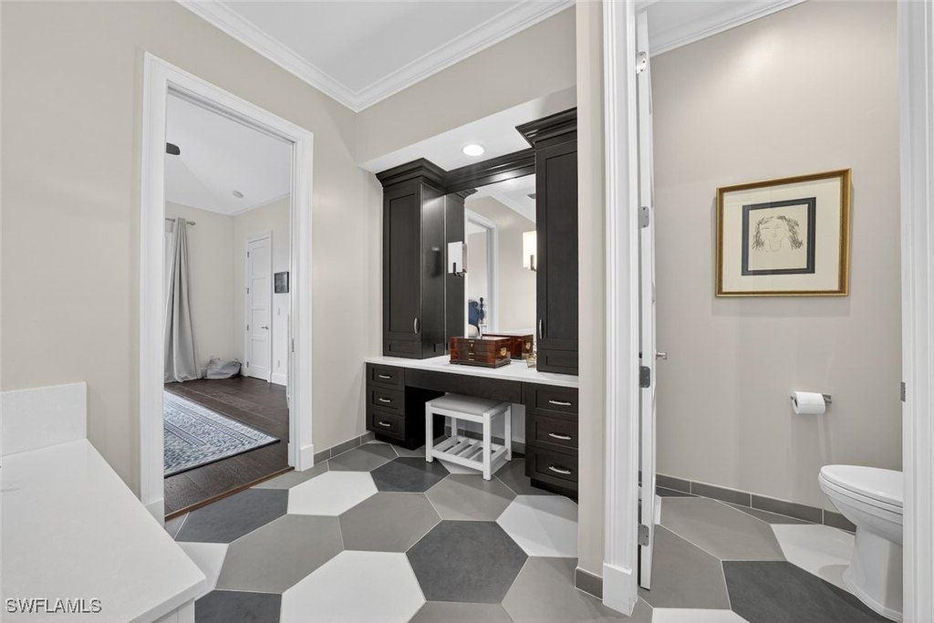 Sanibel, Florida, 33957, United States, 4 Bedrooms Bedrooms, ,3 BathroomsBathrooms,Residential,Forsale,1886374