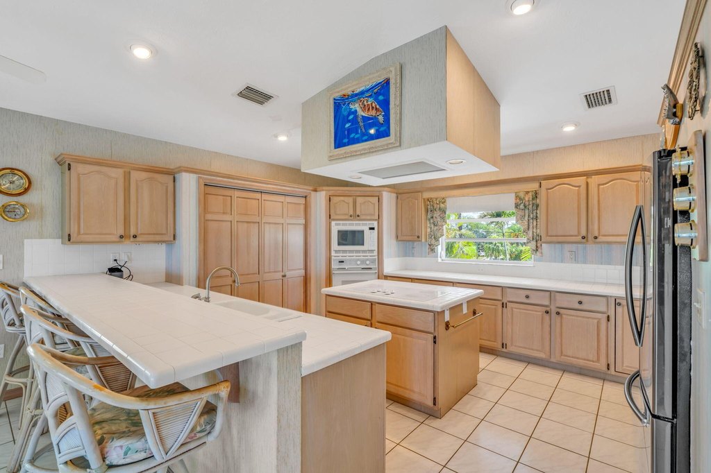 Sugarloaf, Florida, 33042, United States, 4 Bedrooms Bedrooms, ,3 BathroomsBathrooms,Residential,Forsale,1944413