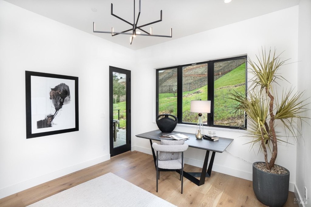 Santa Rosa, California, 95403, United States, 5 Bedrooms Bedrooms, ,5.5 BathroomsBathrooms,Residential,Forsale,1952127