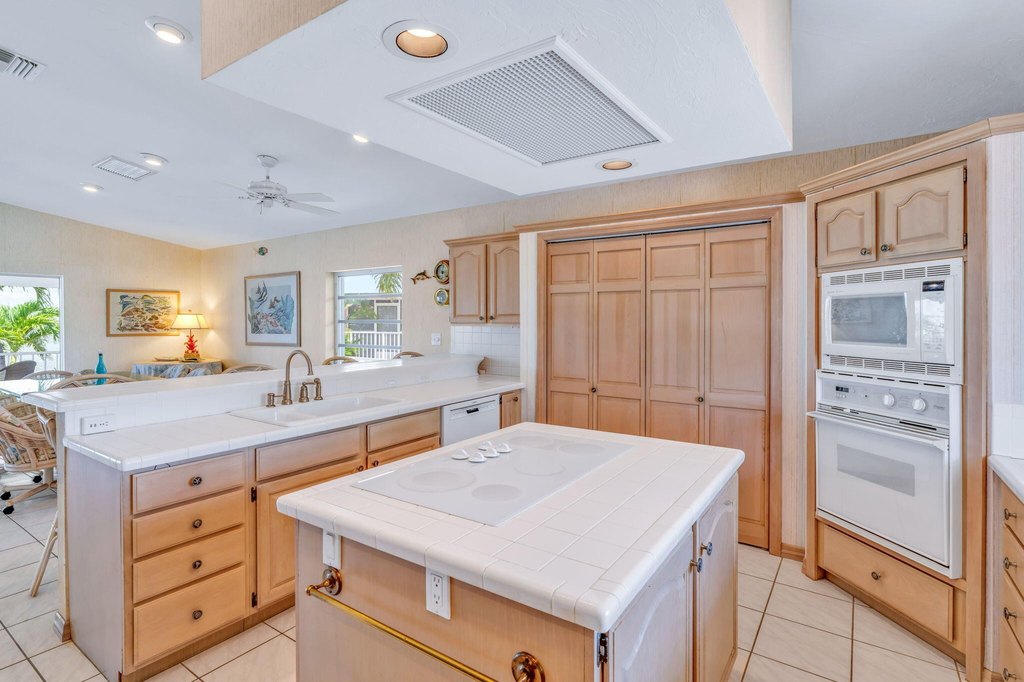 Sugarloaf, Florida, 33042, United States, 4 Bedrooms Bedrooms, ,3 BathroomsBathrooms,Residential,Forsale,1944413