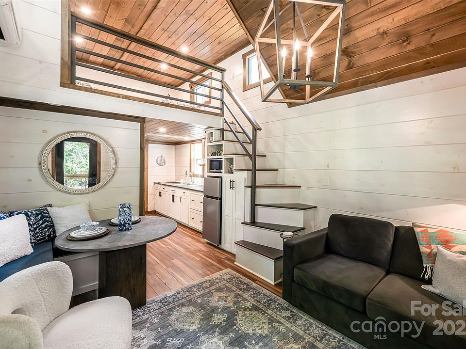 Old Fort, North Carolina, 28762, United States, 1 Bedroom Bedrooms, ,2 BathroomsBathrooms,Residential,Forsale,1904909