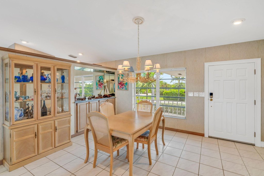 Sugarloaf, Florida, 33042, United States, 4 Bedrooms Bedrooms, ,3 BathroomsBathrooms,Residential,Forsale,1944413