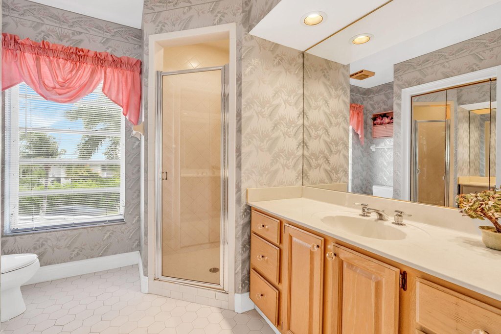 Sugarloaf, Florida, 33042, United States, 4 Bedrooms Bedrooms, ,3 BathroomsBathrooms,Residential,Forsale,1944413