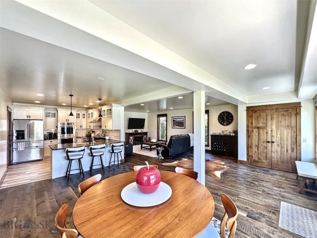 Sheridan, Montana, 59749, United States, 3 Bedrooms Bedrooms, ,2 BathroomsBathrooms,Residential,Forsale,1915013