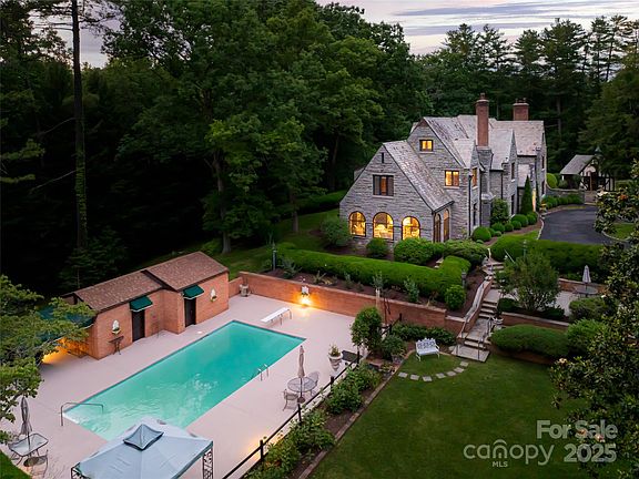 Asheville, North Carolina, 28803, United States, 8 Bedrooms Bedrooms, ,6 BathroomsBathrooms,Residential,Forsale,1904910