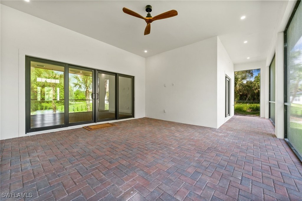 Fort Myers, Florida, 33905, United States, 3 Bedrooms Bedrooms, ,3 BathroomsBathrooms,Residential,Forsale,1971915