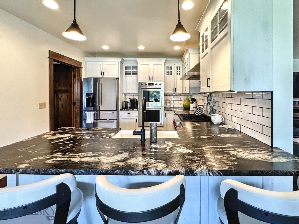 Sheridan, Montana, 59749, United States, 3 Bedrooms Bedrooms, ,2 BathroomsBathrooms,Residential,Forsale,1915013