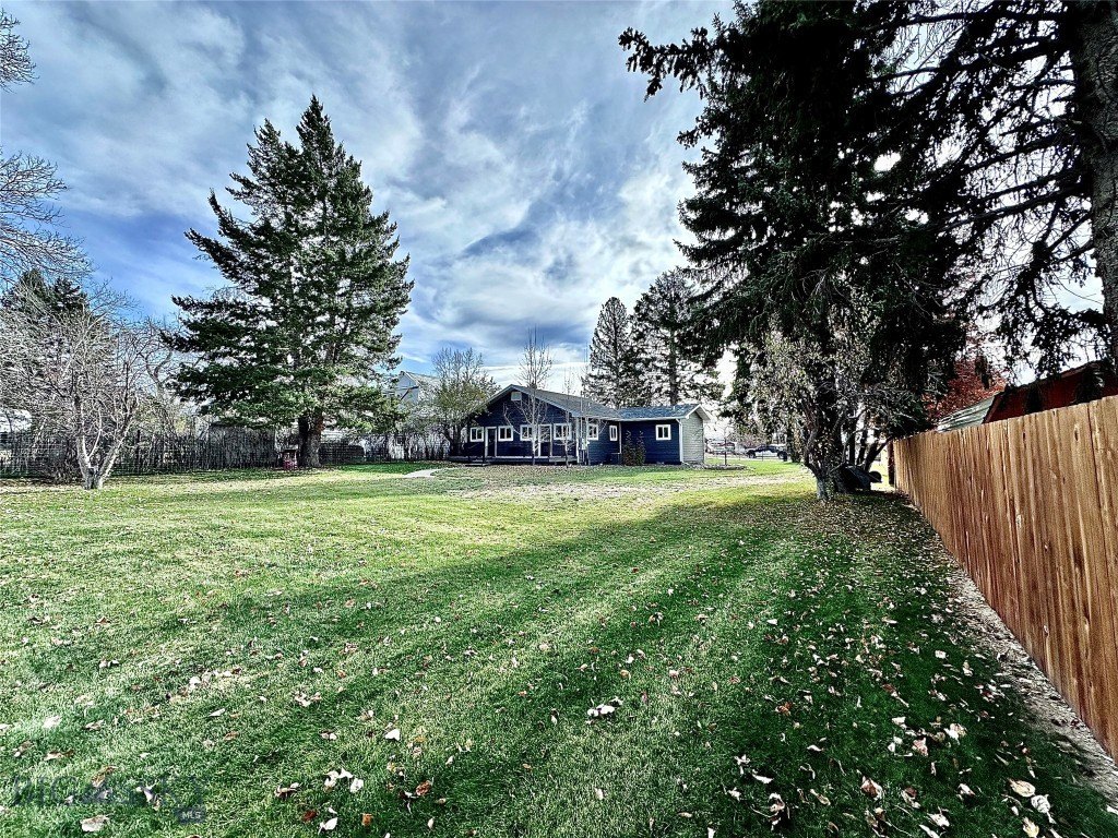 Sheridan, Montana, 59749, United States, 3 Bedrooms Bedrooms, ,2 BathroomsBathrooms,Residential,Forsale,1915013