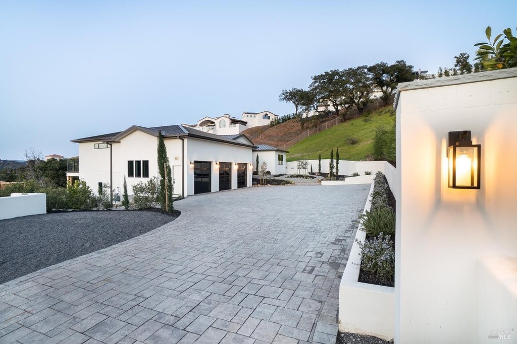 Santa Rosa, California, 95403, United States, 5 Bedrooms Bedrooms, ,5.5 BathroomsBathrooms,Residential,Forsale,1952127