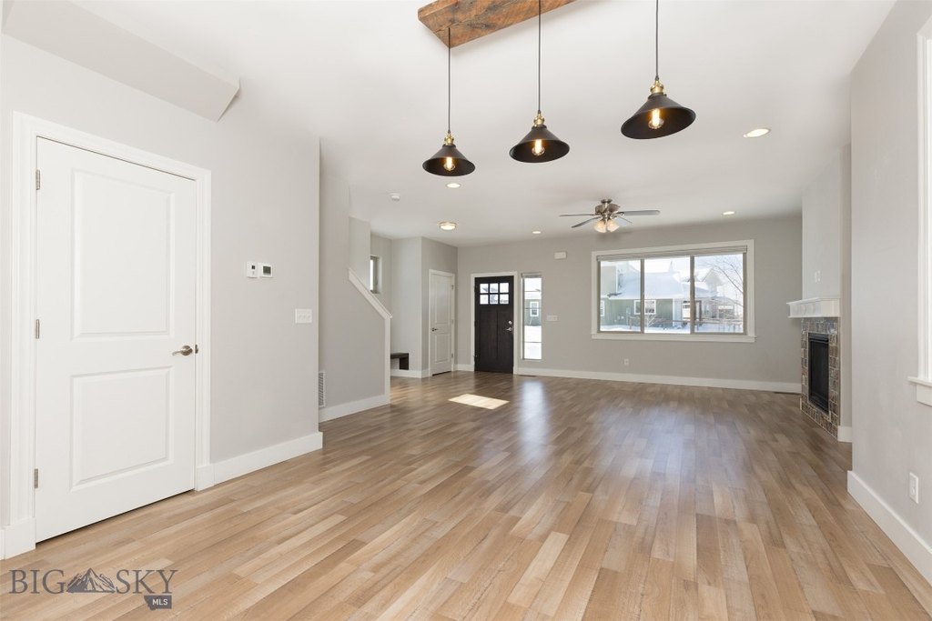 Bozeman, Montana, 59718, United States, 3 Bedrooms Bedrooms, ,2.5 BathroomsBathrooms,Residential,Forsale,1941189
