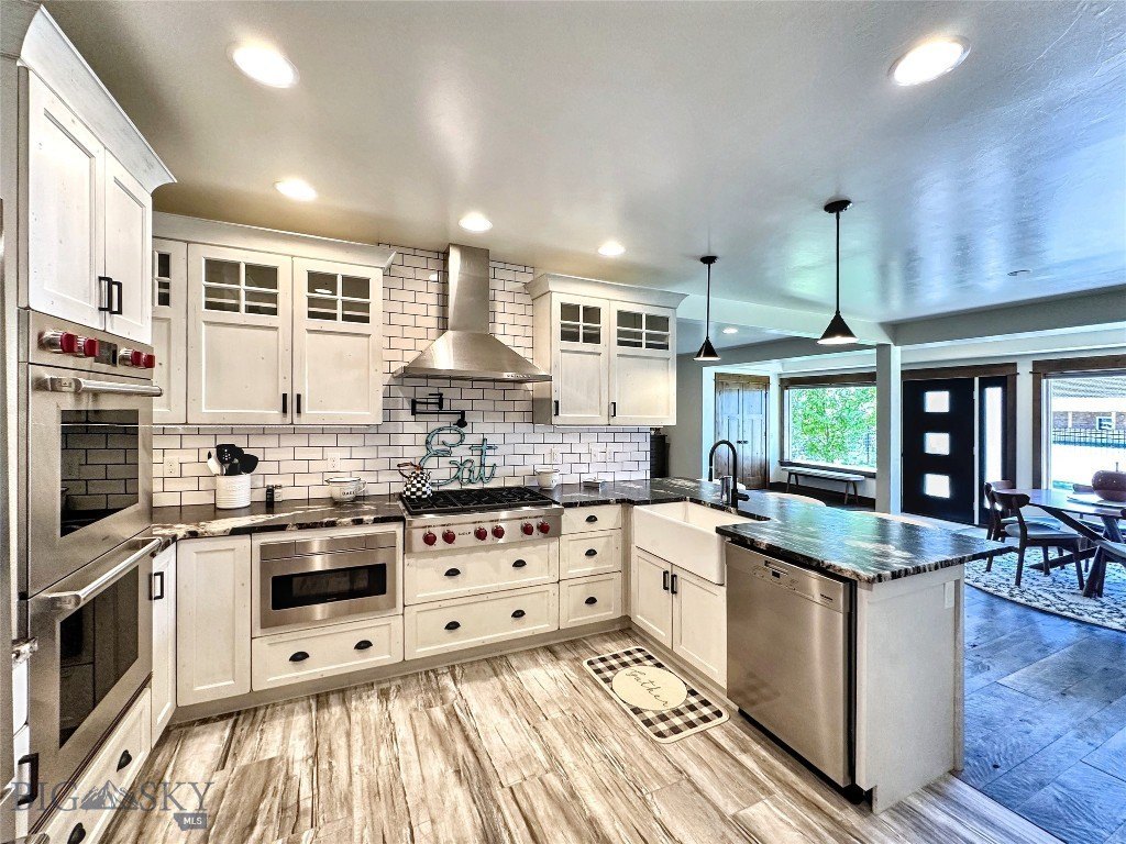 Sheridan, Montana, 59749, United States, 3 Bedrooms Bedrooms, ,2 BathroomsBathrooms,Residential,Forsale,1915013