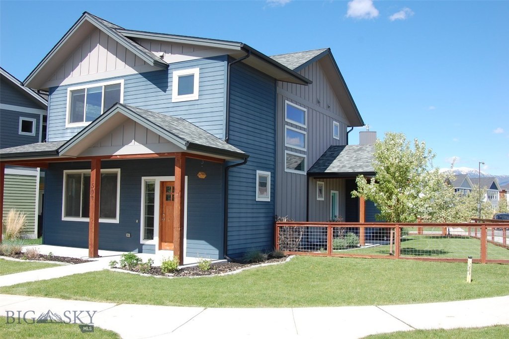 Bozeman, Montana, 59718, United States, 3 Bedrooms Bedrooms, ,2.5 BathroomsBathrooms,Residential,Forsale,1941189