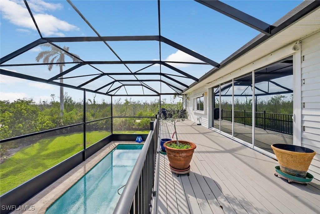 Sanibel, Florida, 33957, United States, 4 Bedrooms Bedrooms, ,3 BathroomsBathrooms,Residential,Forsale,1886374