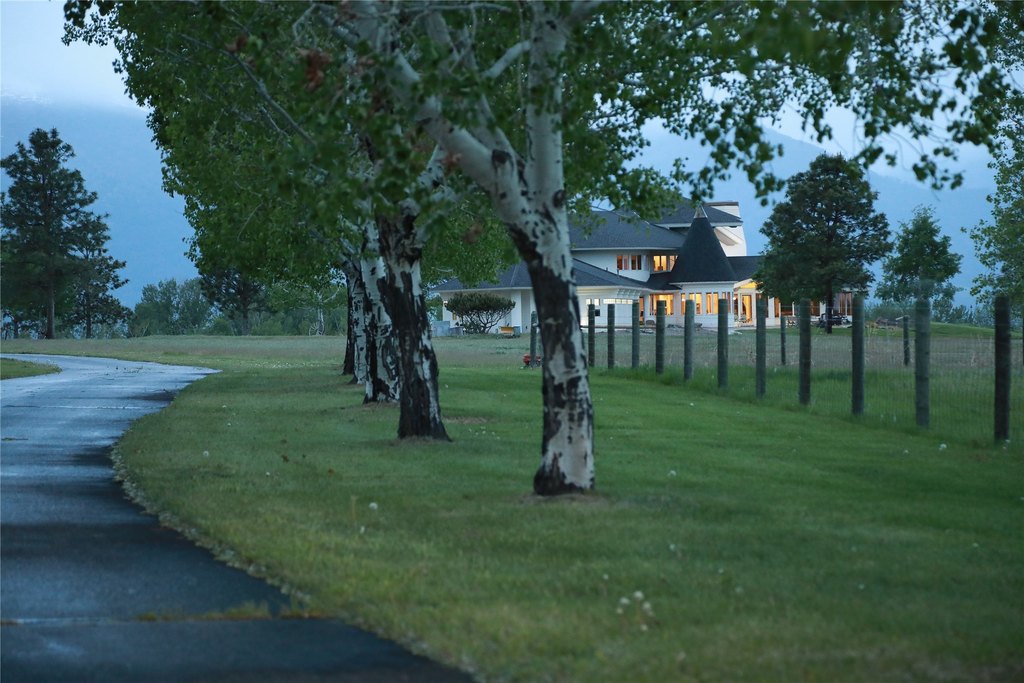 Hamilton, Montana, 59840, United States, 5 Bedrooms Bedrooms, ,5.5 BathroomsBathrooms,Residential,Forsale,1941175