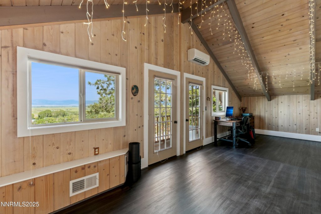 Gardnerville, Nevada, 89460, United States, 3 Bedrooms Bedrooms, ,2.5 BathroomsBathrooms,Residential,Forsale,1946016