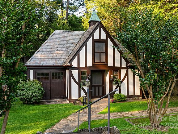 Asheville, North Carolina, 28803, United States, 8 Bedrooms Bedrooms, ,6 BathroomsBathrooms,Residential,Forsale,1904910
