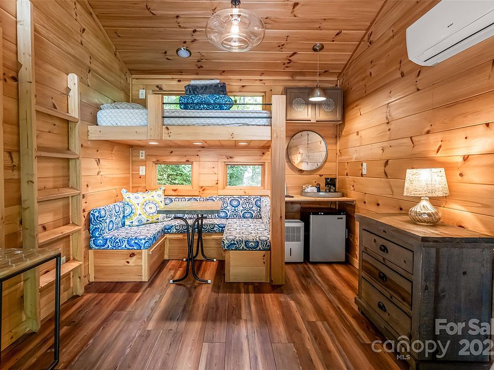 Old Fort, North Carolina, 28762, United States, 1 Bedroom Bedrooms, ,2 BathroomsBathrooms,Residential,Forsale,1904909