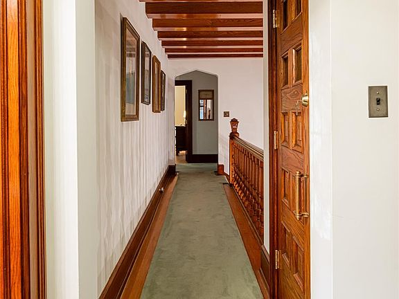 Asheville, North Carolina, 28803, United States, 8 Bedrooms Bedrooms, ,6 BathroomsBathrooms,Residential,Forsale,1904910