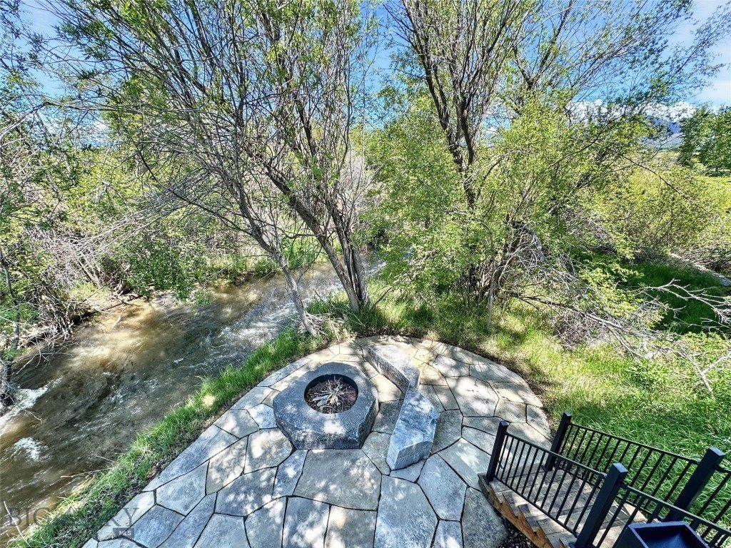 Sheridan, Montana, 59749, United States, 3 Bedrooms Bedrooms, ,2 BathroomsBathrooms,Residential,Forsale,1915013