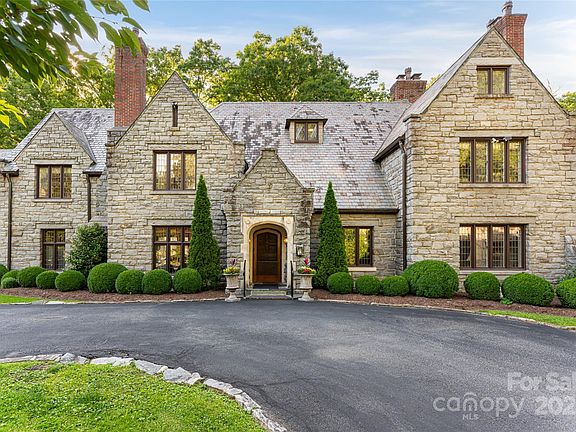 Asheville, North Carolina, 28803, United States, 8 Bedrooms Bedrooms, ,6 BathroomsBathrooms,Residential,Forsale,1904910