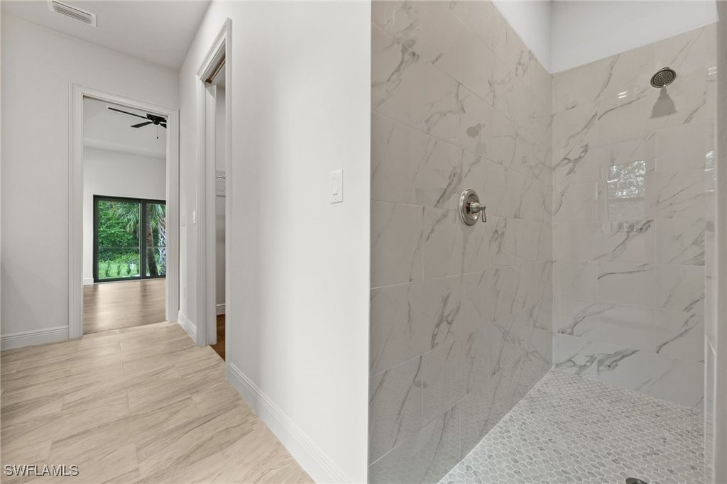 Fort Myers, Florida, 33905, United States, 3 Bedrooms Bedrooms, ,3 BathroomsBathrooms,Residential,Forsale,1971915