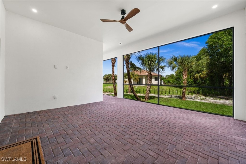 Fort Myers, Florida, 33905, United States, 3 Bedrooms Bedrooms, ,3 BathroomsBathrooms,Residential,Forsale,1971915