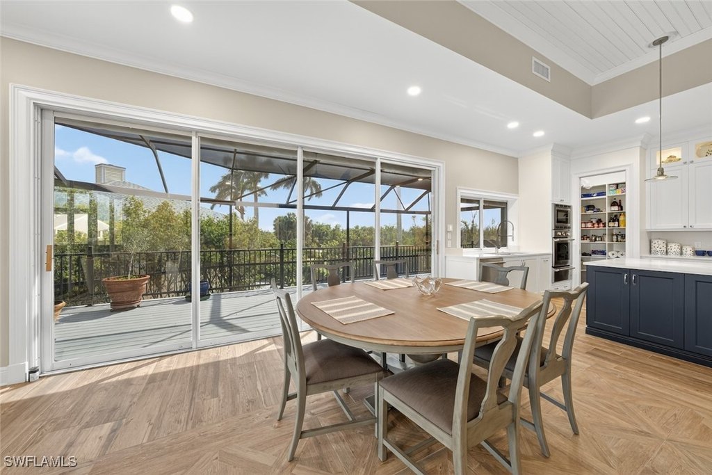 Sanibel, Florida, 33957, United States, 4 Bedrooms Bedrooms, ,3 BathroomsBathrooms,Residential,Forsale,1886374