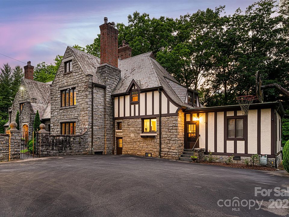 Asheville, North Carolina, 28803, United States, 8 Bedrooms Bedrooms, ,6 BathroomsBathrooms,Residential,Forsale,1904910