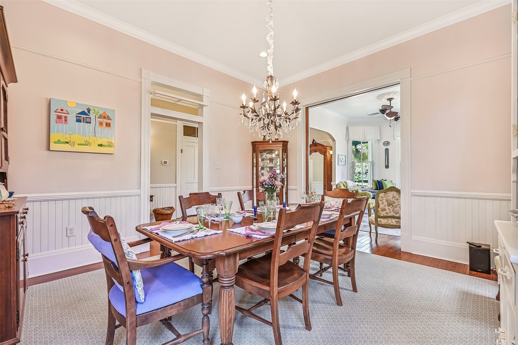 Galveston, Texas, 77550, United States, 6 Bedrooms Bedrooms, ,3.5 BathroomsBathrooms,Residential,Forsale,1910001