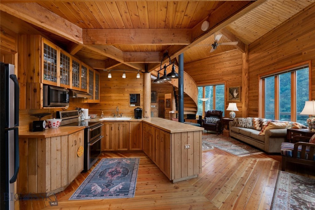 Bozeman, Montana, 59715, United States, 3 Bedrooms Bedrooms, ,2 BathroomsBathrooms,Residential,Forsale,1986952