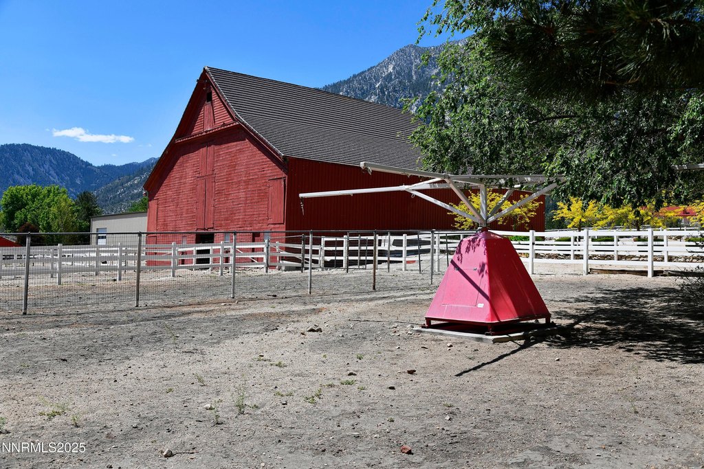 Gardnerville, Nevada, 89460, United States, 7 Bedrooms Bedrooms, ,5.5 BathroomsBathrooms,Residential,Forsale,1946013