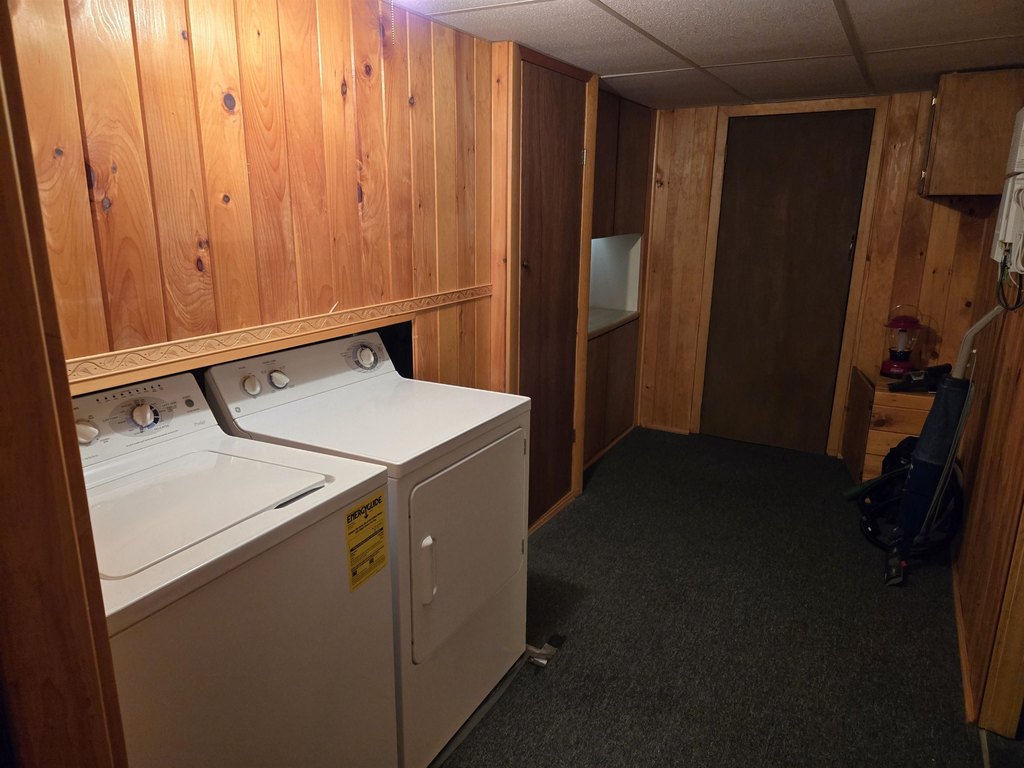 Portsmouth, New Hampshire, 03801, United States, 3 Bedrooms Bedrooms, ,1 BathroomBathrooms,Residential,Forsale,1933939